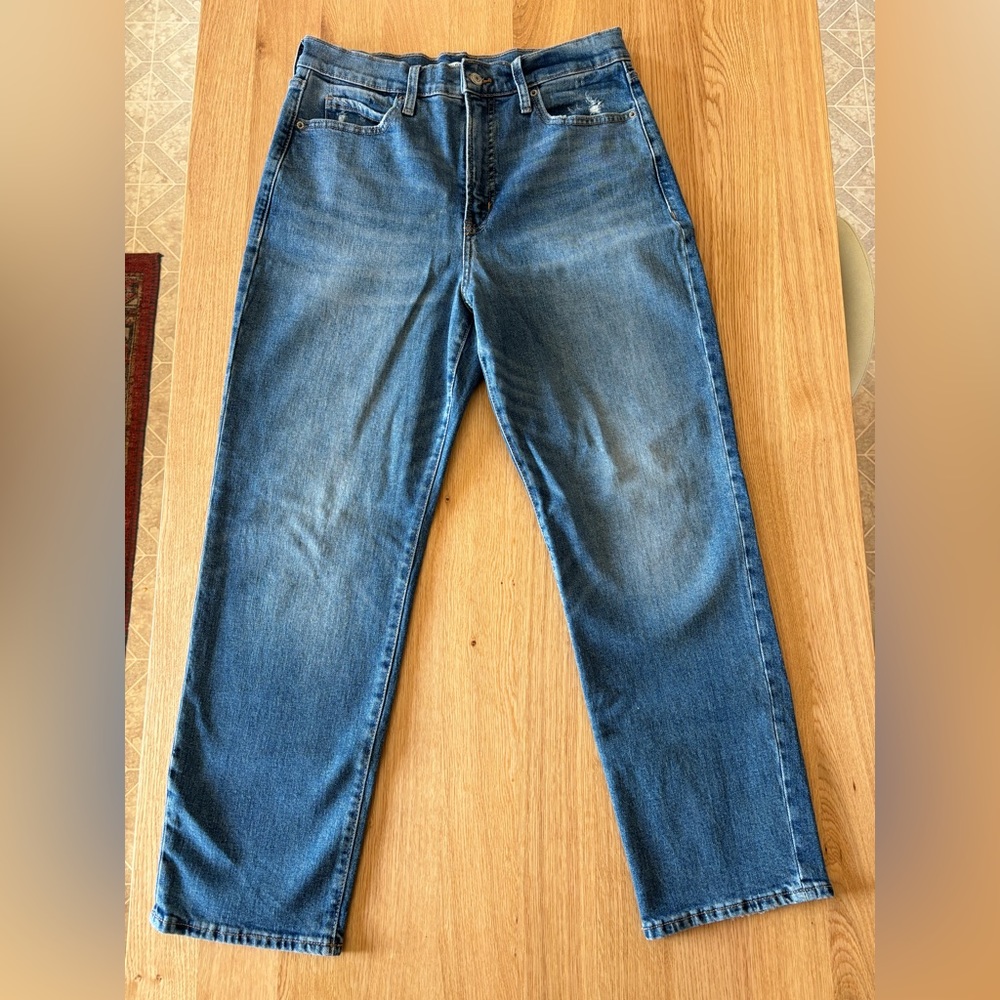 Old Navy Sky High Straight Jeans - Extra High Rise